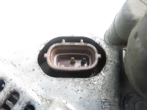 Denso Alternaattori 37300-4A300 image 4