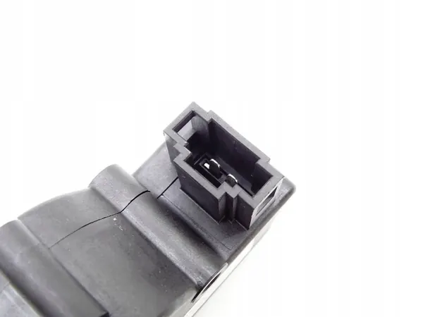 Mercedes-Benz bakluckaktuatör OEM A2047500060 image 3