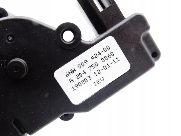 Mercedes-Benz bakluckaktuatör OEM A2047500060 image 6