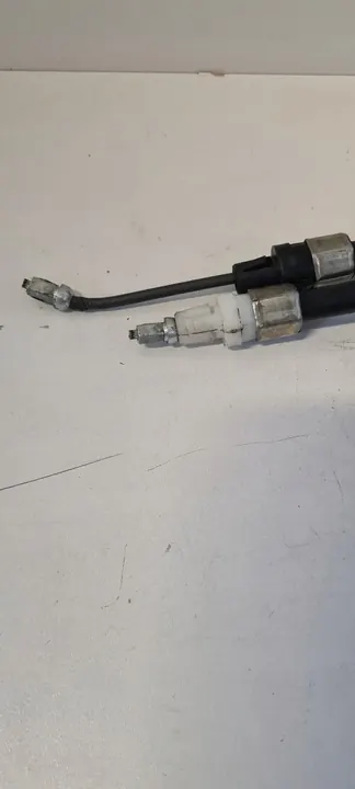 Hella 8AS 355 668-351 Cable de freno de mano image 3