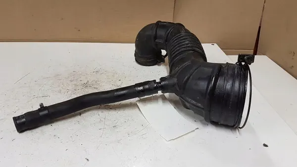 Kia OE 28130-3E210 Sorento Ansaugschlauch image 3