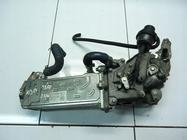 MERCEDES 2.2CDI Enfriador de gases A6511400275 image 2