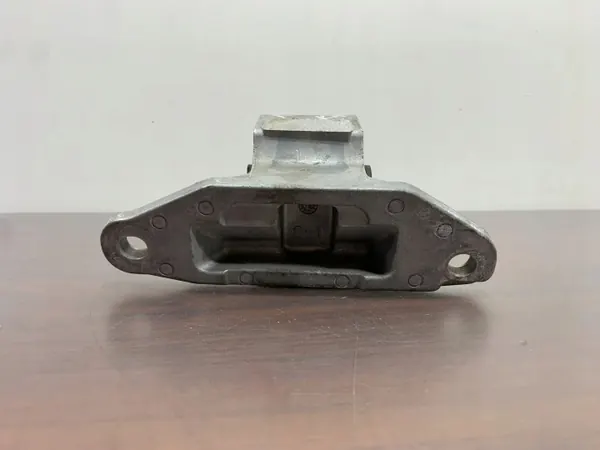 Support de boîte OEM FBZ28675 pour Toyota RAV4 image 3