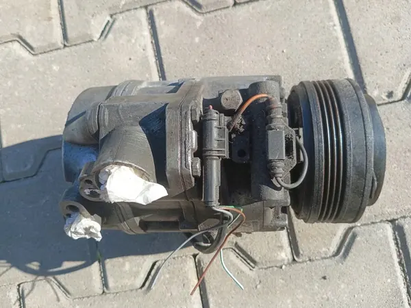 Compressore A/C BMW E70 X5 E71 X6 3.0d 9185146 image 5