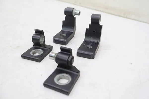 Dobradiça Porta Maserati Grecale Direito Traseiro OEM 1274738630 image 3