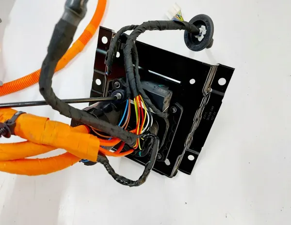 Cable Enchufe Cargador Volvo EX30 OEM 80011708 image 3