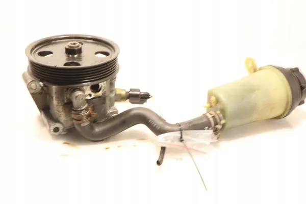 Servostyrningspump Ford Focus III MK3 1.6 image 4