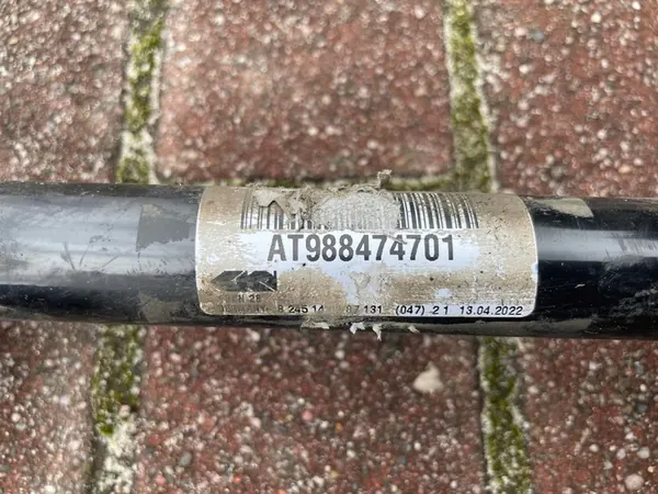 Fram vänster drivaxel BMW G30 G31 2022 image 2