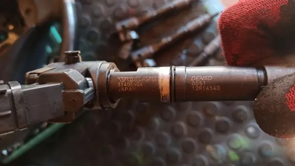 Insprutare Volvo S60 II V60 2011-2018 2.0 D image 2