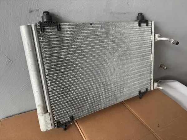 Peugeot 5008 2015 AC-condensor OEM 9682531580 image 3