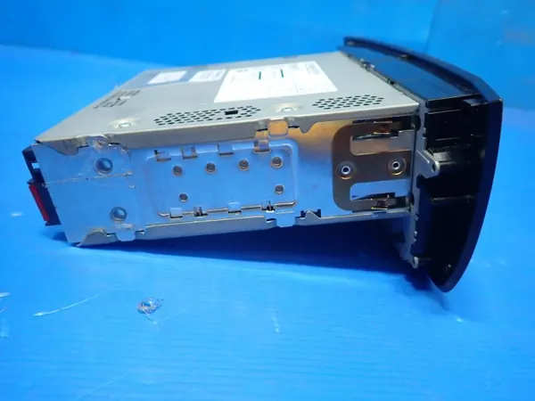 Radio CD Fiat Punto Evo Grande OEM 7355978780 image 3