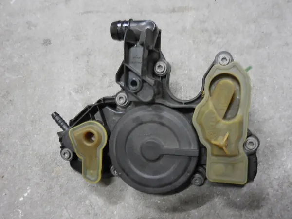 Oljeseparator AUDI VW 06K103495AS 06K103495AG image 3