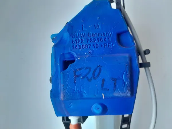 Takaluukun vasen kahva BMW F20 A300 OEM 7321641 image 4