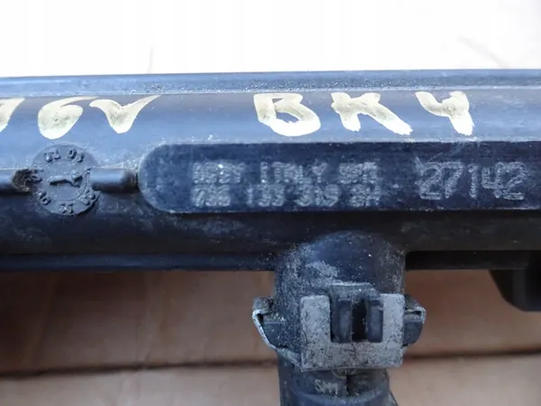 Rail de carburant FABIA I POLO 9N IBIZA III 1.4 16V BKY 036906031AB image 5