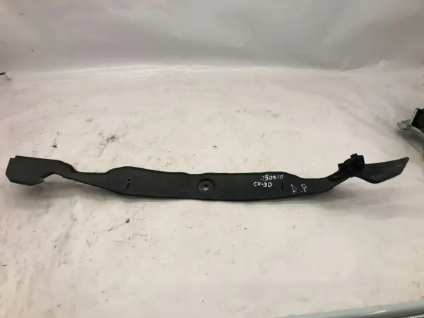 Extrémité de bavette OEM D10E56391 pour Mazda CX-3 2018 image 2