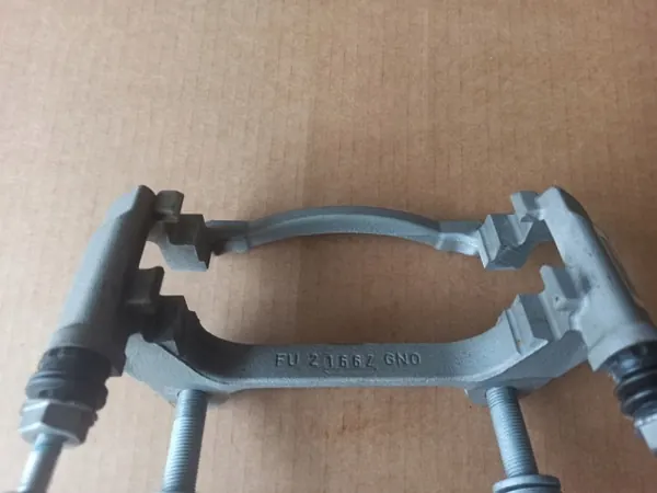 Suporte pinça dianteira direita Audi Q3 OEM TRW-3Q6M image 3