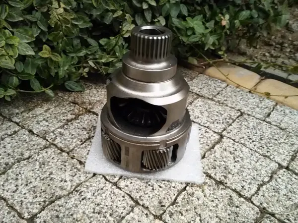Assemblage différentiel Ford 8F35 - Pièce OEM d'occasion image 2
