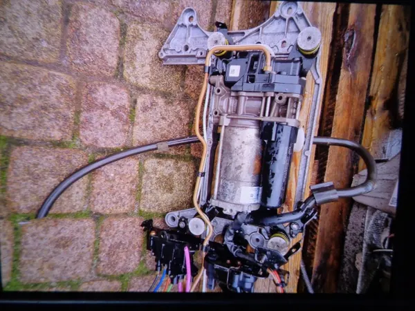 Compressor suspensão ar Porsche Panamera OEM 971616006G image 4