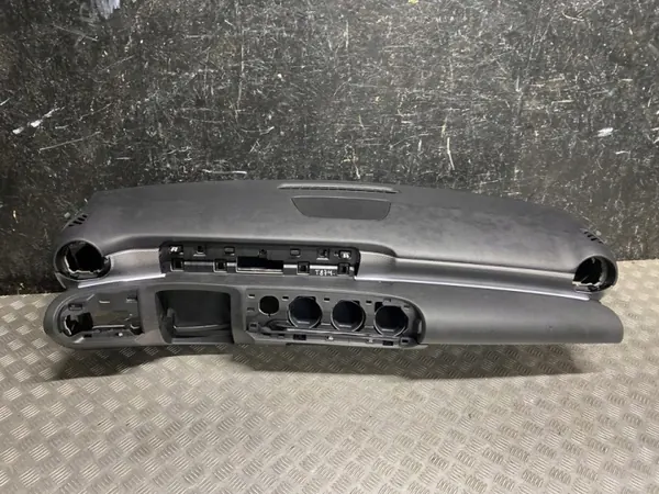 Mercedes A-Klasse Dashboardconsole OEM A1776806102 image 2