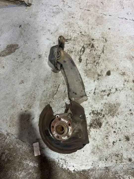 OEM 3C0505436G Taka-Oikea Pyörännavan VW Passat image 2