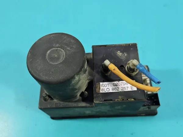 Centrallås Pump Audi A3 8L 8L0862257E 96-99 image 3