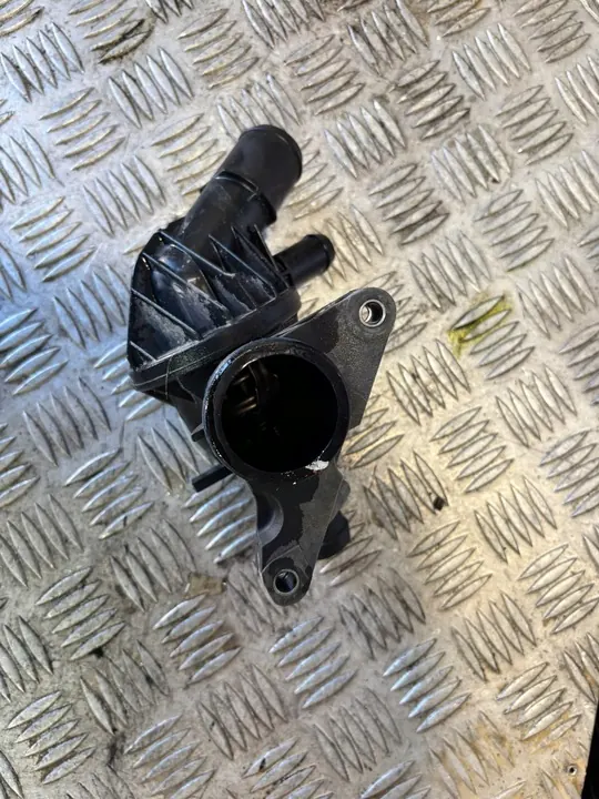 Carcasa de termostato KK2Q-9K478-BA Ford Transit MK8 Custom image 5