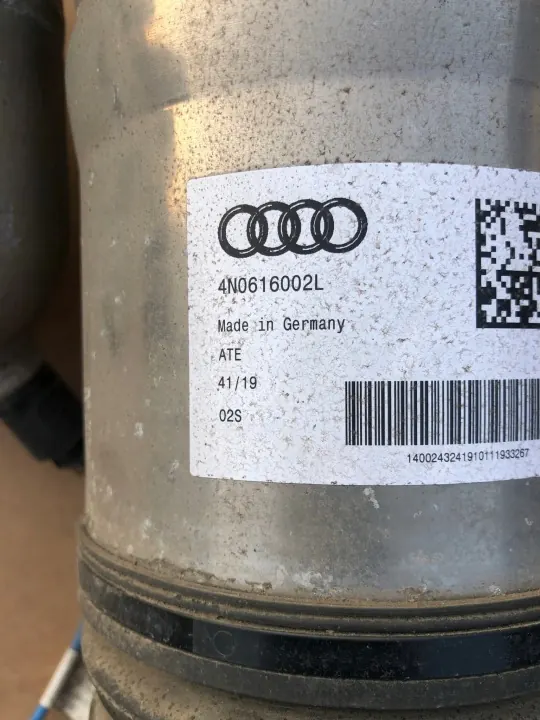 Amortisseurs pneumatiques Audi A8 D5 OEM 4N0616002L image 3