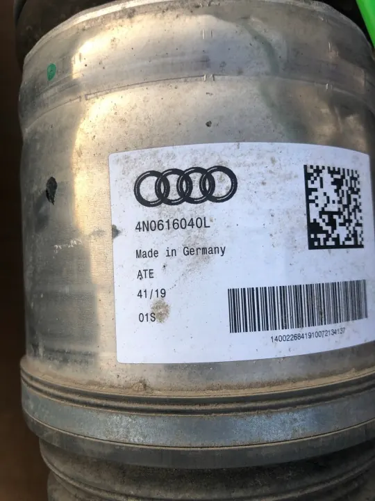 Amortisseurs pneumatiques Audi A8 D5 OEM 4N0616002L image 4