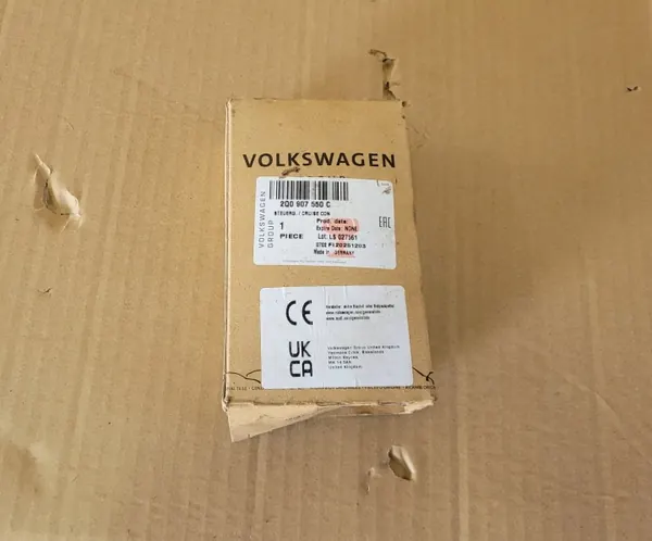 Sensor Radar Distronic ACC OEM 2Q0907550C Usado image 5