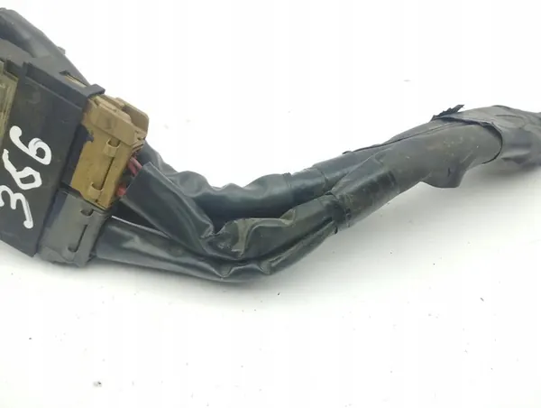 Nissan Qashqai 2008 Accu Zekerings/Relay image 5