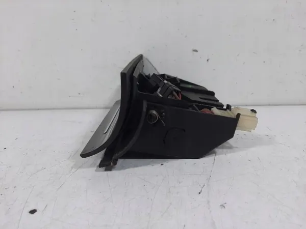 Asbak Skoda Superb I 1.9TDI OEM 3U1857962 image 4