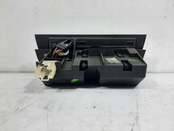 Asbak Skoda Superb I 1.9TDI OEM 3U1857962 image 5