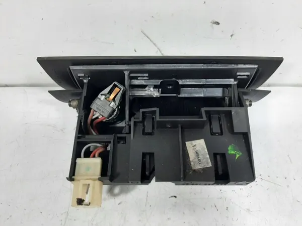 Asbak Skoda Superb I 1.9TDI OEM 3U1857962 image 6