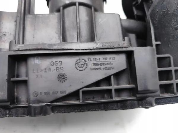 Couvercle de soupape BMW OEM 7797613 pour 2.0D image 7