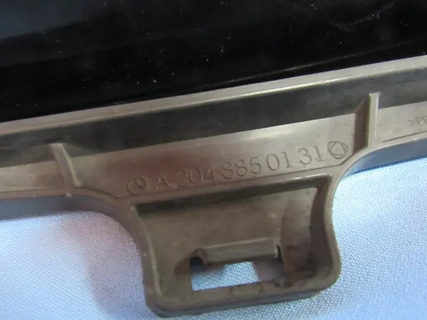 Bumperrooster en DRL LED-lamp Mercedes W204 GLK A1648200656 image 5