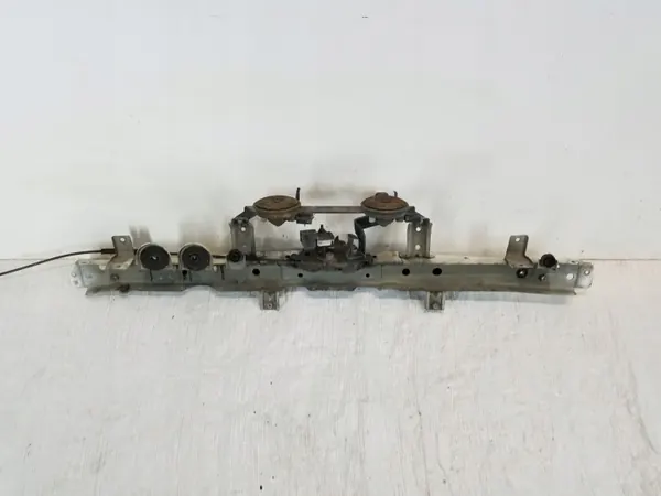 Etuvyön vahvike OEM 326G Nissan Juke F15:lle image 4