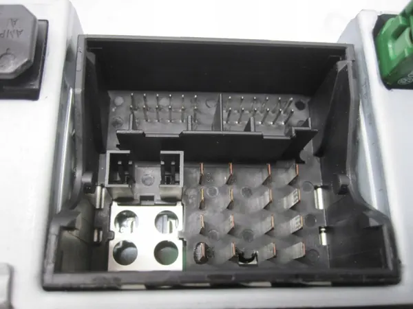 Lecteur de carte SD Audi Q7 4L I OEM 4L2035678 image 8