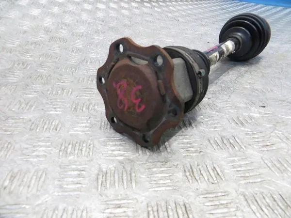Framre höger drivaxel Audi A4 B9 2.0 TDI image 4
