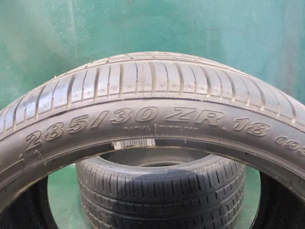 Pirelli P Zero Rosso 285/30R18 93Y - Porsche image 4