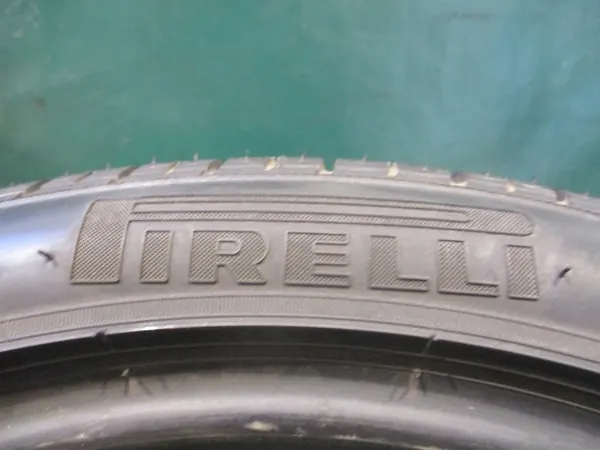 Pirelli P Zero Rosso 285/30R18 93Y - Porsche image 5