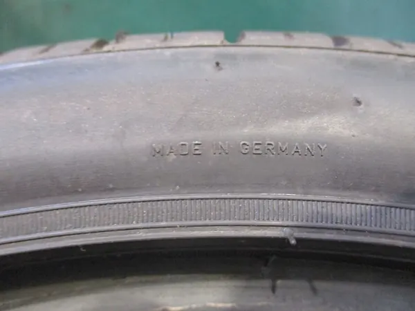 Pirelli P Zero Rosso 285/30R18 93Y - Porsche image 6