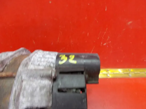 BMW 3 E46 D 98-06 Vaihtovirtageneraattori image 2