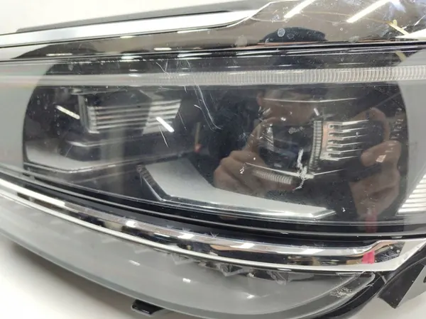 Farol dianteiro esquerdo Volkswagen Tiguan 2018 image 4