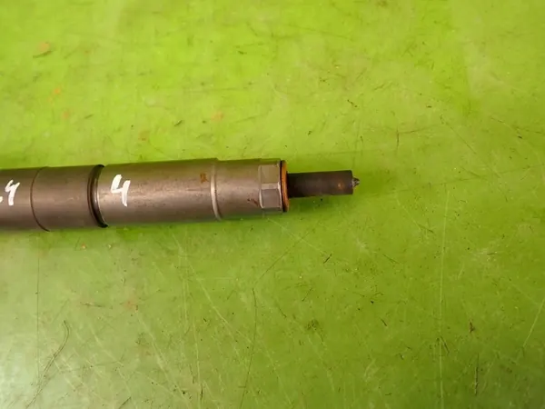 Inyector MERCEDES W213 2.0 D 2019 A6540700087 image 2