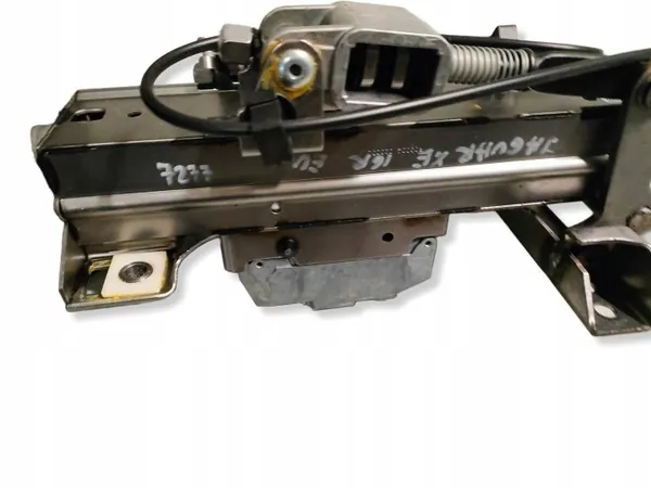 Jaguar XE 2016 Stuurkolom OEM GX733C529DE image 9