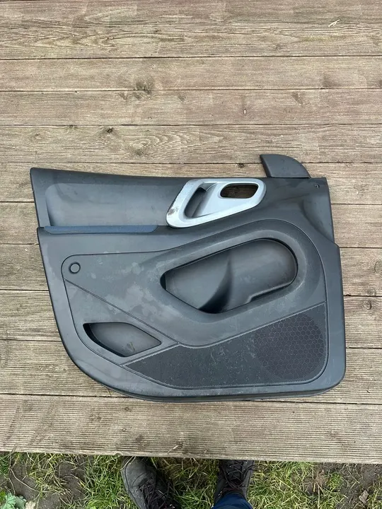 Citroen Berlingo III Front Left Door Panel image 1