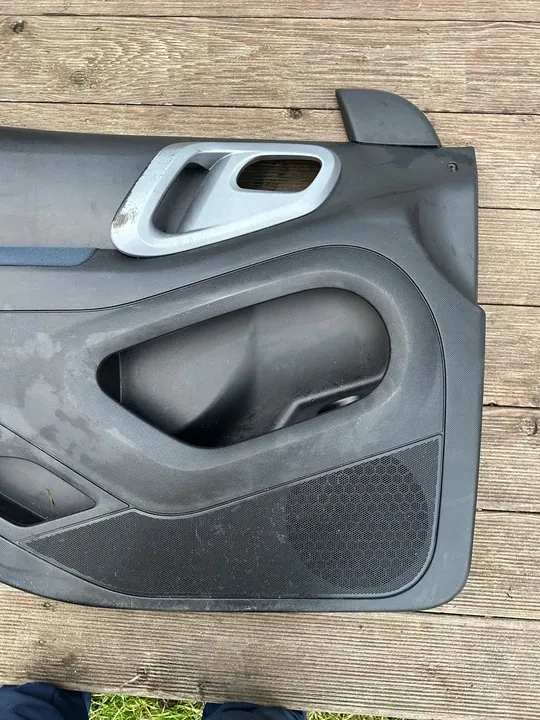 Citroen Berlingo III Front Left Door Panel image 3