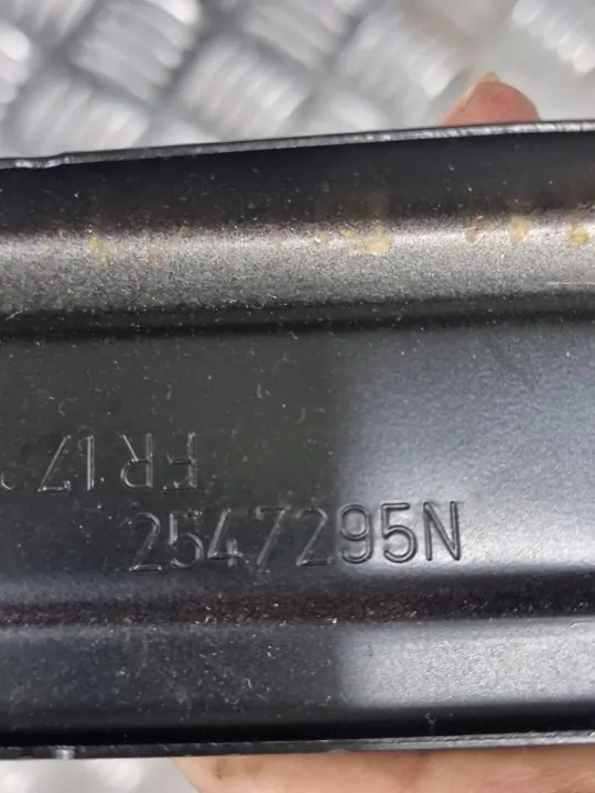 Support ISOFIX OEM 2547295N pour Opel Astra L Break image 3