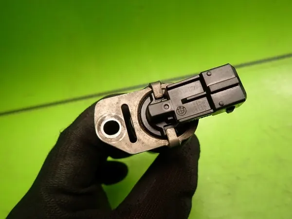 Solenoide de Fase VANOS BMW E87 E60 E61 E81 1.6 B 2009 image 3