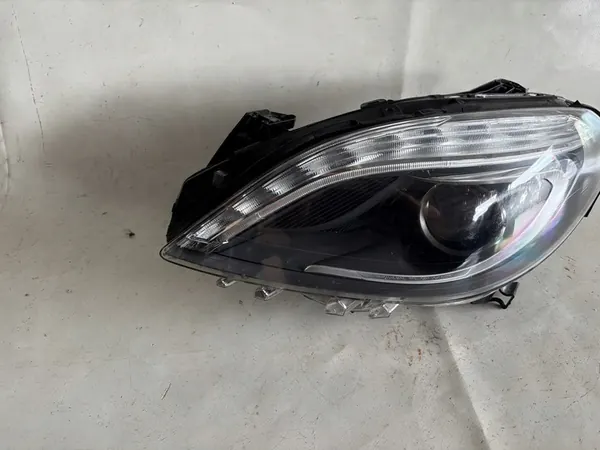 LINKER XENON KOPLAMP MERCEDES B-KLASA W246 A2468207761 image 3
